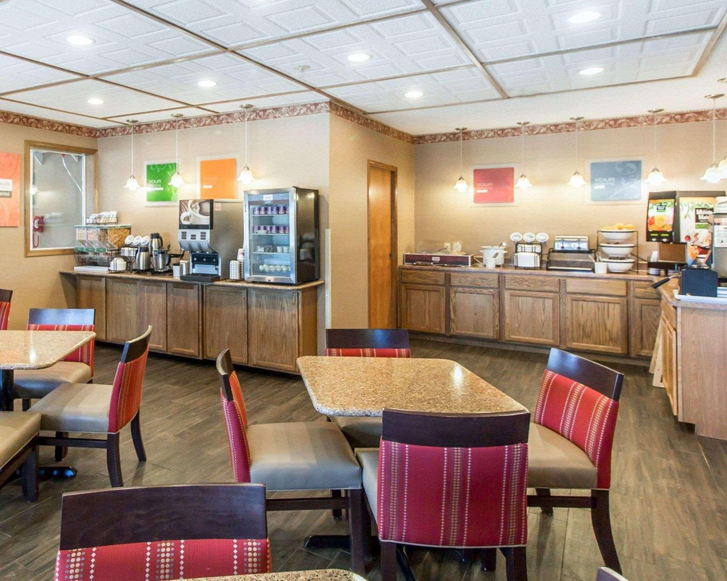 Comfort Inn Валънтайн Екстериор снимка