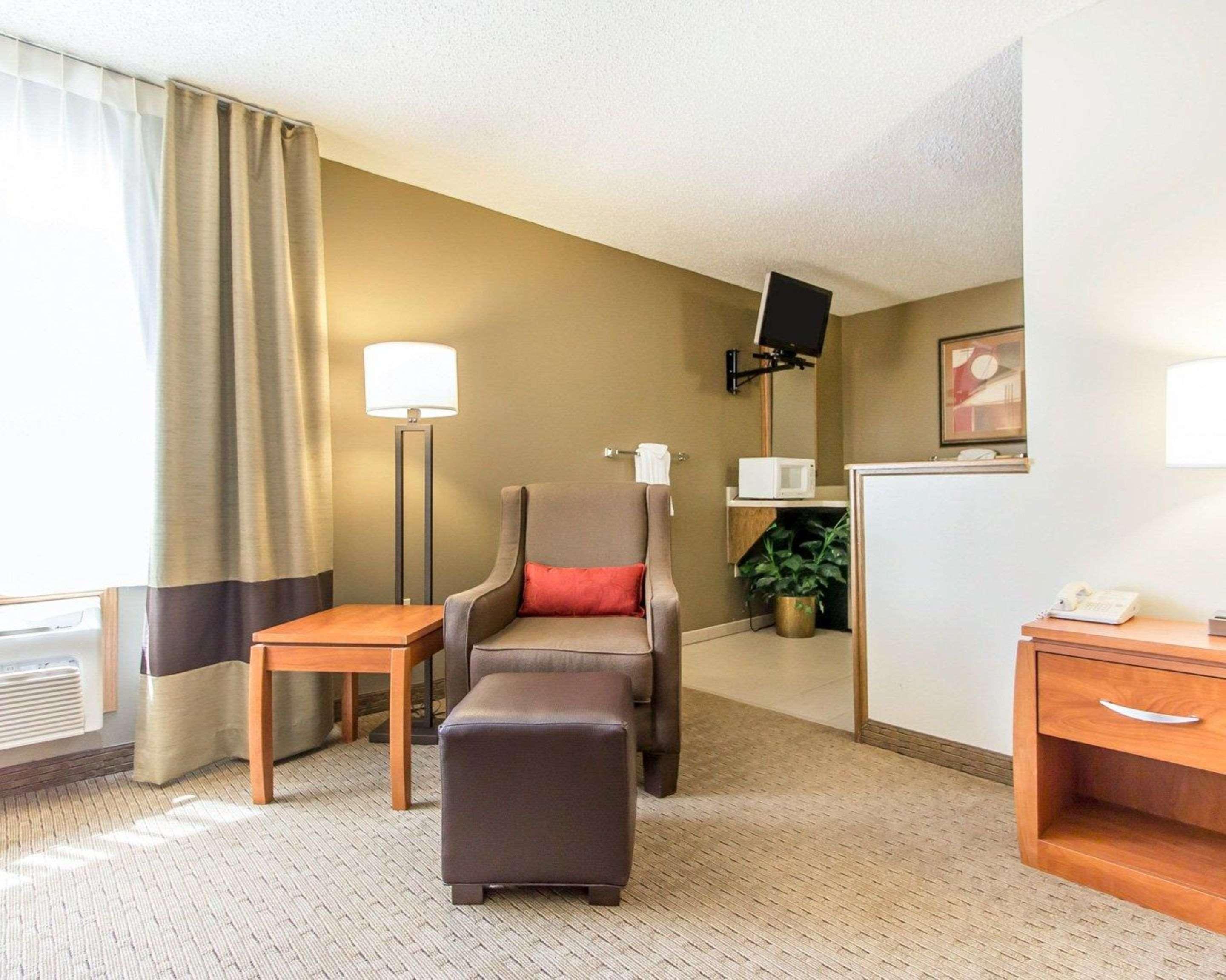 Comfort Inn Валънтайн Екстериор снимка