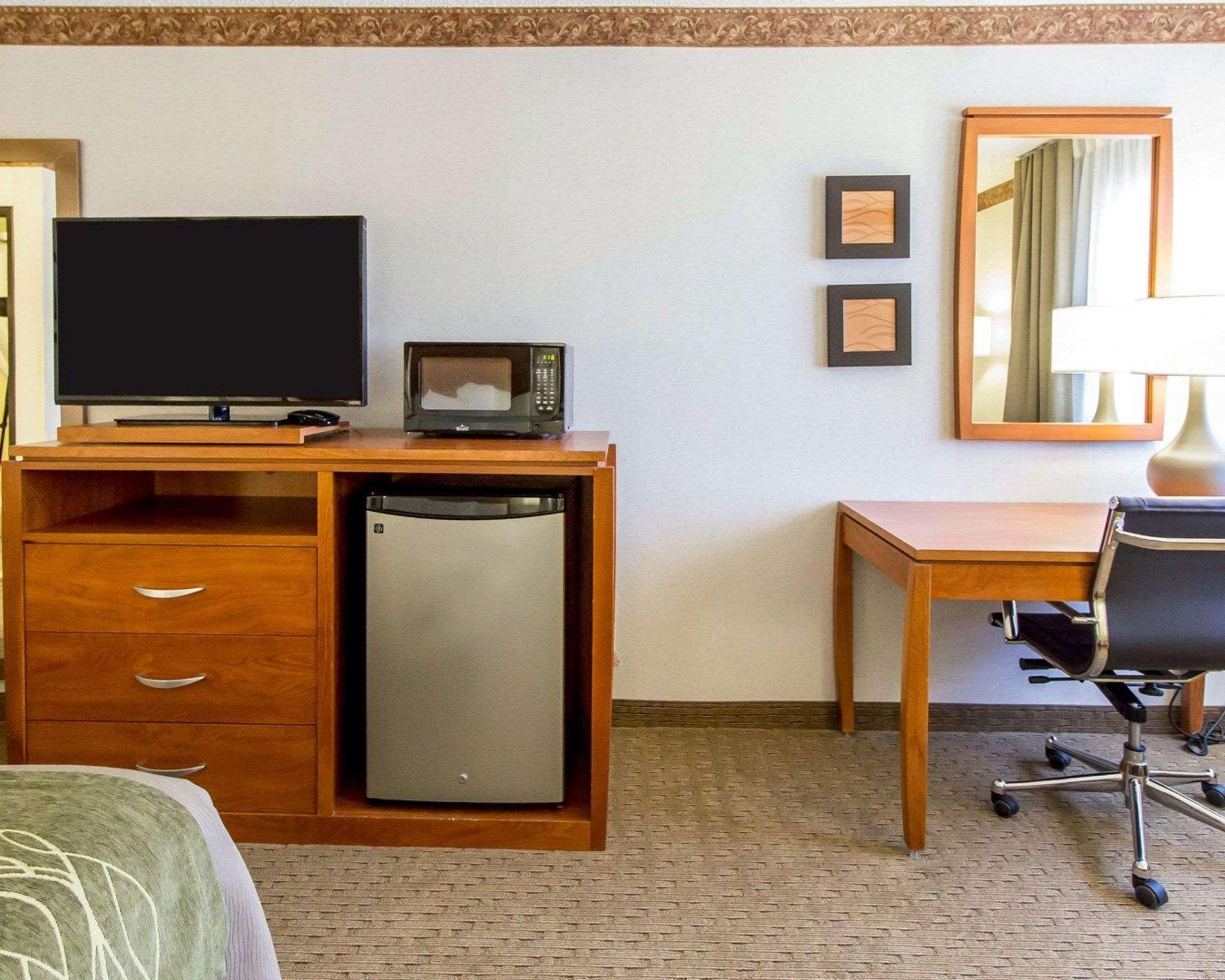 Comfort Inn Валънтайн Екстериор снимка